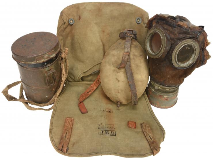 Imperial German WWI Soldier's Accoutrement Lot: Breadbag, Strap & Canteen