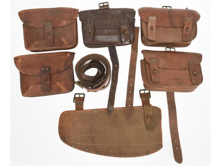 British WWI P14 Equipment Lot with Late War Double-Strap Closure Ammunition Pouches
